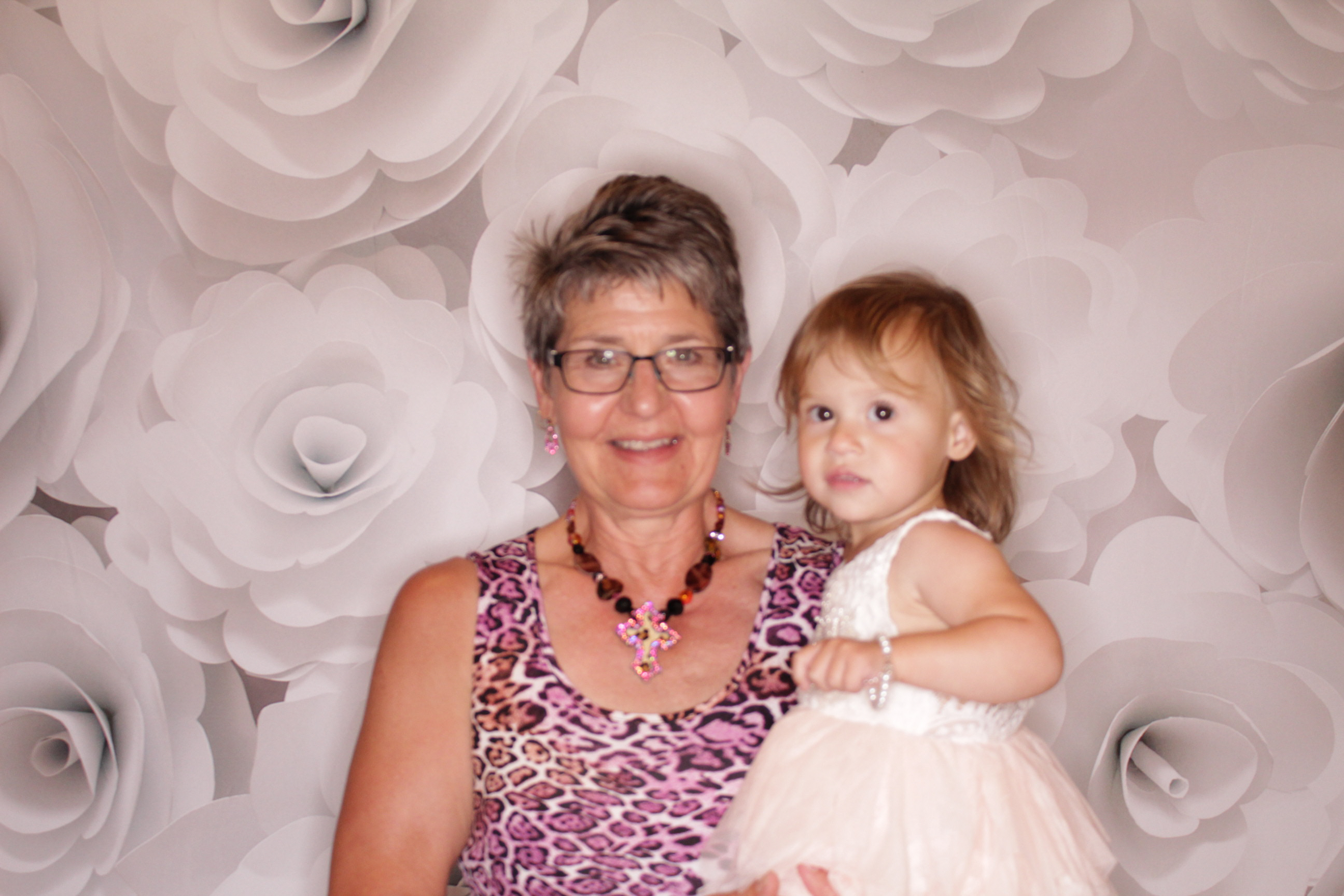 Kayla and Cory Wedding | View more photos from the event at gallery.photoboothbillings.com/u/PhotoBoothBillings/Kayla-and-Cory-Wedding